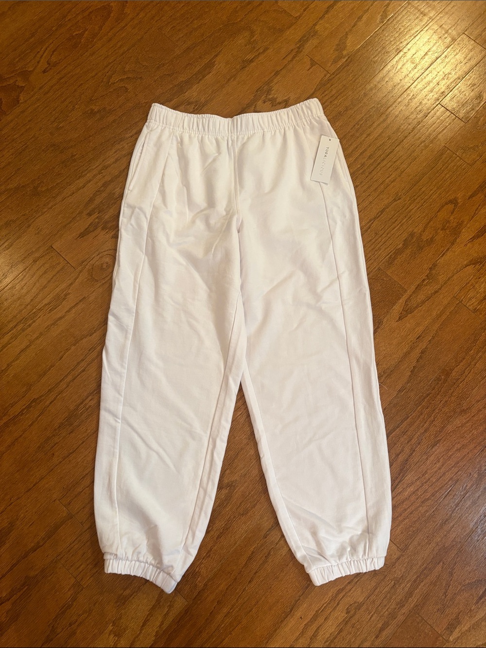 NWT YogaLicious size large sweatpants, white